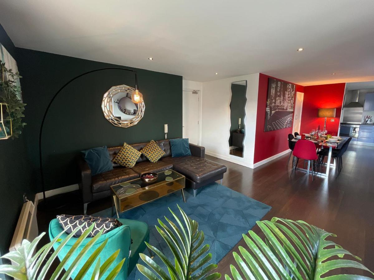 Historic Clock Tower With Rooftop Terrace And Free Secure Parking Sheffield