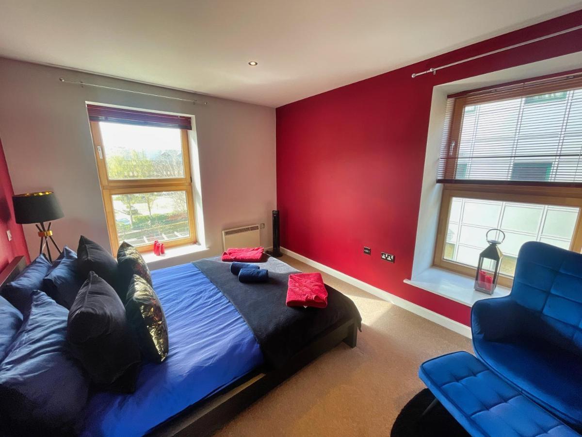 Historic Clock Tower With Rooftop Terrace And Free Secure Parking Sheffield