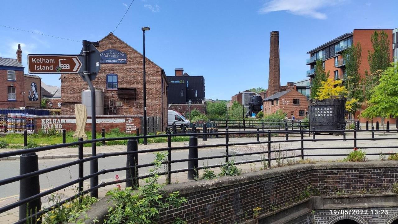 Historic Clock Tower With Rooftop Terrace And Free Secure Parking Sheffield